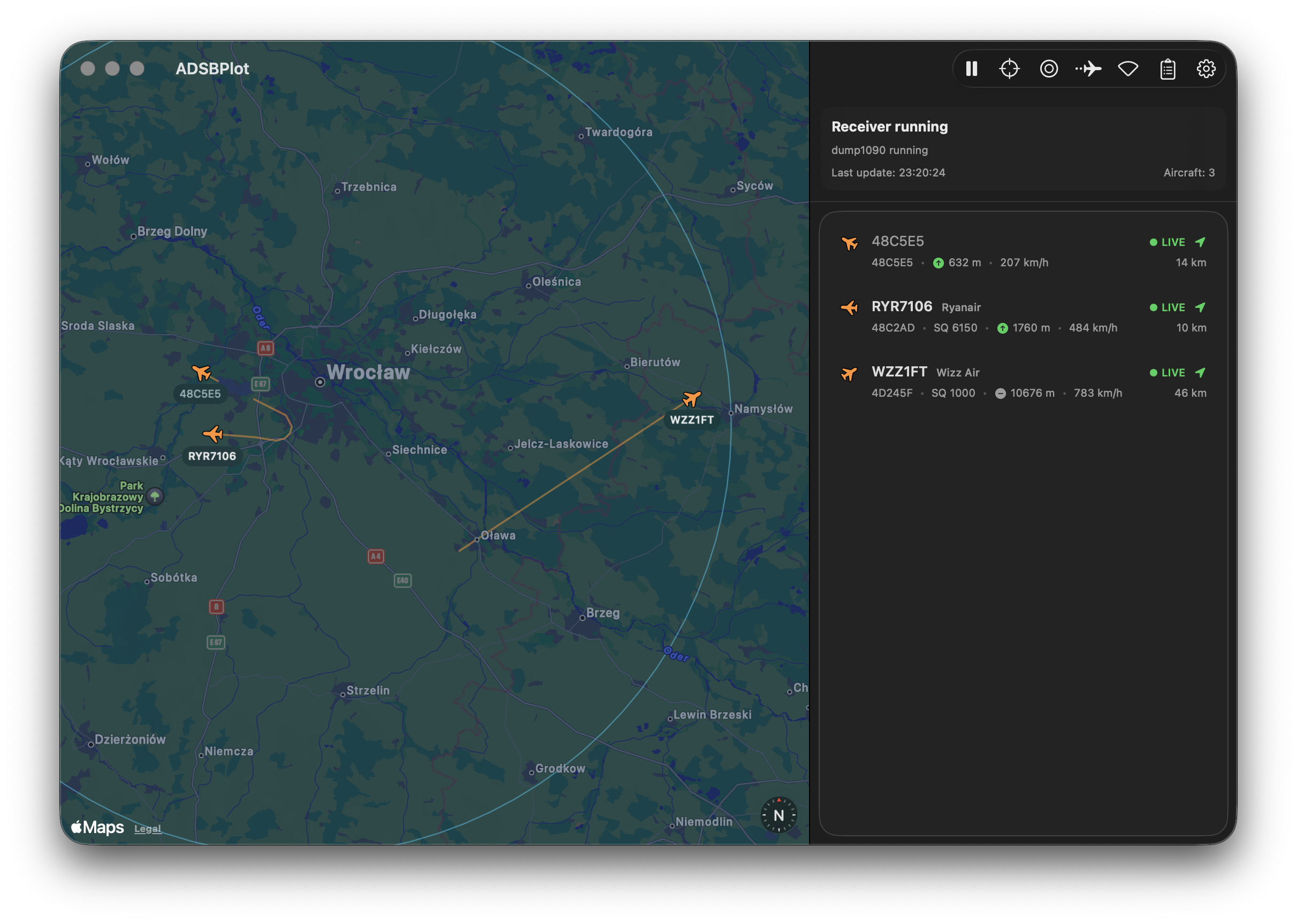 Track and trails view in dark theme